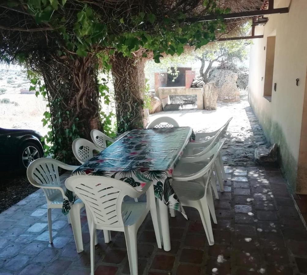 Casa Rural en El Cerro Del Búho Piedrabuena Exterior foto